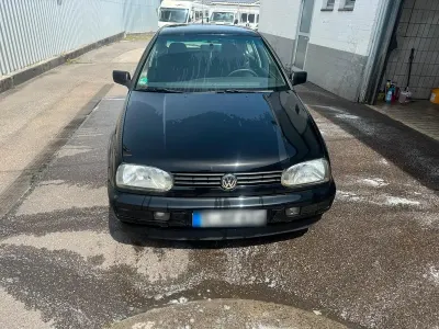 Gebraucht VW Golf III 101 PS (74 kW) 1997 Schwarz Kleinwagen