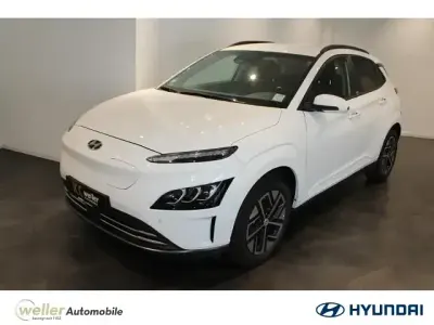 Gebraucht Hyundai Kona 100 kW (136 PS) 2023 Weiss SUV