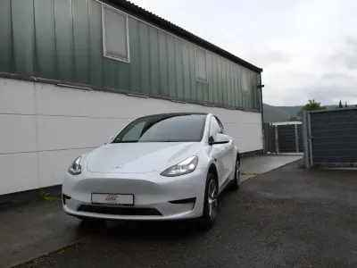 Gebraucht Tesla Model Y RWD 219 kW (299 PS) 2023 Weiß SUV