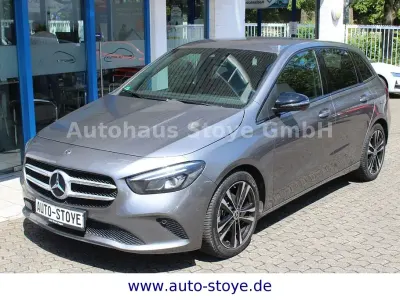 Gebraucht Mercedes B180 136 PS (100 kW) 2019 Grau Van / Kleinbus