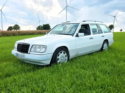 Gebraucht Mercedes E200 136 PS (100 kW) 1993 Weiß Kombi