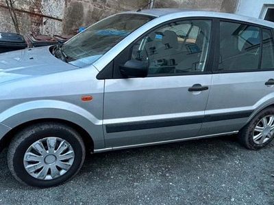 Gebraucht Ford Fusion 80 PS (58 kW) 2005 Silber Kleinwagen