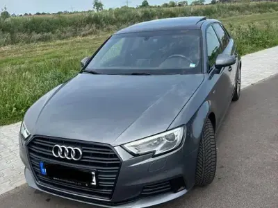 Gebraucht Audi A3 Sport 150 PS (110 kW) 2018 Grau Limousine