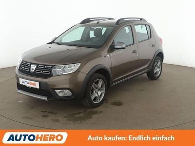 Usata Dacia Sandero Prestige 90 CV (66 kW) 2017 Marrone Utilitaria