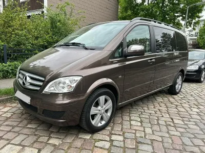 Gebraucht Mercedes Viano 224 PS (164 kW) 2012 Braun Van / Kleinbus