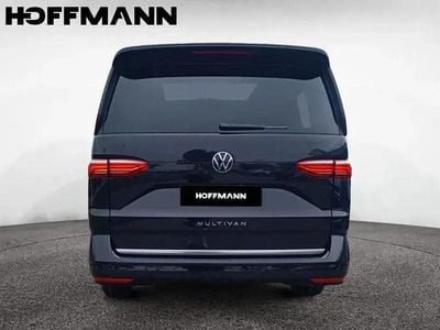 Second-hand VW Multivan Style 110 CP (80 kW) 2025 Negru Monovolum