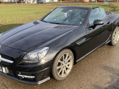Używany Mercedes SLK250 204 KM (150 kW) 2015 Czarny Kabriolet