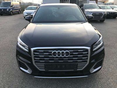 gebraucht Audi Q2 2.0 TDI quattro S tronic Sport S Line LED 8 x ALU