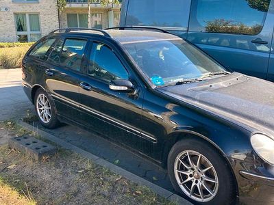 Mercedes C180