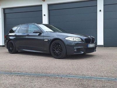 Gebraucht BMW 520 M Sport 190 PS (139 kW) 2013 Grau Limousine