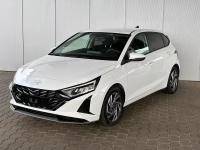 Używany Hyundai i20 Comfort 101 KM (74 kW) 2025 Biały Hatchback