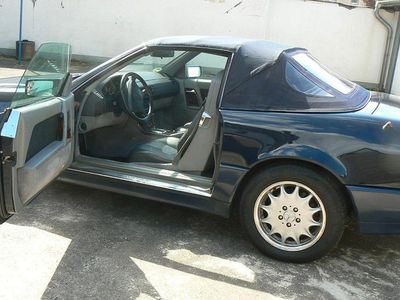 Second-hand Mercedes SL300 231 CP (169 kW) 1993 Albastru Cabrio