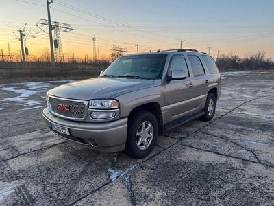 Gebraucht GMC Yukon 305 PS (224 kW) 2002 Silber SUV