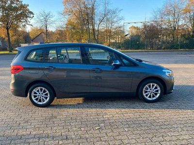 Gebraucht BMW 216 Gran Tourer Advantage 121 PS (88 kW) 2017 Grau Van / Kleinbus