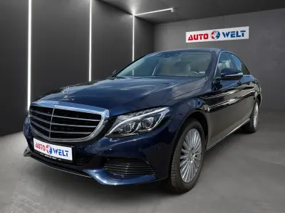 Gebraucht Mercedes C200 184 PS (135 kW) 2014 Blau Limousine