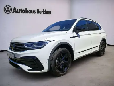 Gebraucht VW Tiguan Allspace R-line 200 PS (147 kW) 2023 Oryxweiß perlmutteffekt SUV