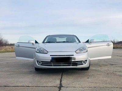 Second-hand Hyundai Coupé 143 CP (105 kW) 2008 Argintiu Coupe