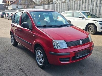 Second-hand Fiat Panda 69 CP (50 kW) 2011 Roșu Hatchback
