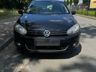 Gebraucht VW Golf VI Style 105 PS (77 kW) 2011 Schwarz Kleinwagen