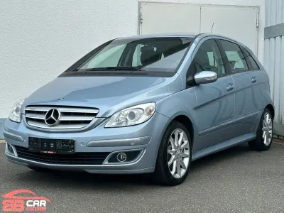 Gebraucht Mercedes B200 136 PS (100 kW) 2005 Silber Van / Kleinbus
