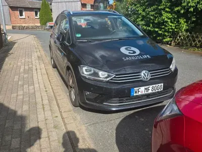 Gebraucht VW Golf Sportsvan Comfortline 150 PS (110 kW) 2016 Schwarz Van / Kleinbus
