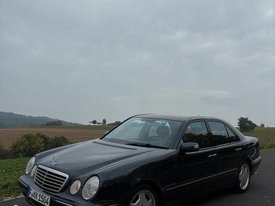 Gebraucht Mercedes E320 Avantgarde 240 PS (176 kW) 1999 Andere farben Limousine