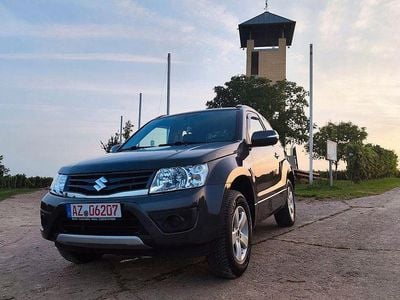 Second-hand Suzuki Grand Vitara Comfort 166 CP (122 kW) 2014 Gri SUV
