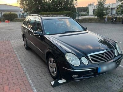 Mercedes E280