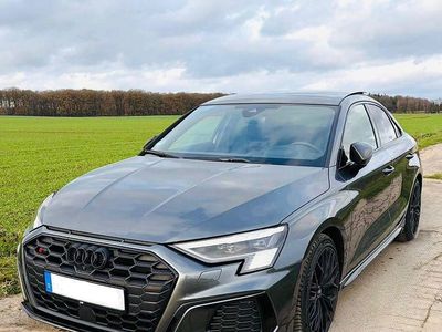 Gebraucht Audi S3 Ambiente 310 PS (228 kW) 2023 Grau Limousine