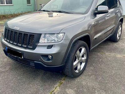 Gebraucht Jeep Grand Cherokee Overland 241 PS (177 kW) 2011 Grau SUV