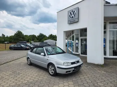 Gebraucht VW Golf Cabriolet 101 PS (74 kW) 1998 Grau Cabrio