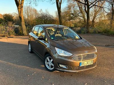 Braun Gebraucht 2018 Ford C-MAX Titanium Van / Kleinbus | 13.800 € (Fairer Preis)