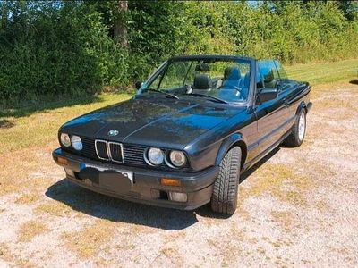 Gebraucht BMW 320 Cabriolet 129 PS (94 kW) 1992 Schwarz Cabrio