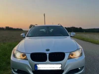 Gebraucht BMW 320 177 PS (130 kW) 2009 Grau Kombi