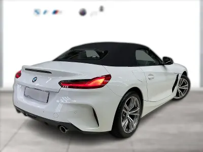 Gebraucht BMW Z4 197 PS (144 kW) 2024 Weiß Cabrio