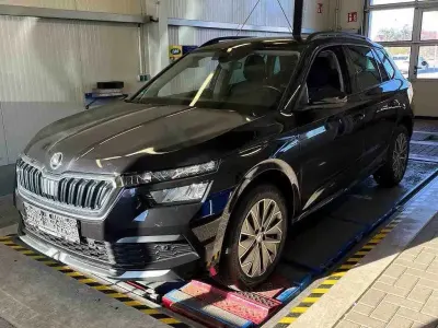 Gebraucht Skoda Kamiq Clever 110 PS (80 kW) 2021 Schwarz SUV