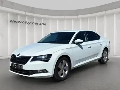 Gebraucht Skoda Superb Style 179 PS (131 kW) 2016 Weiß Limousine