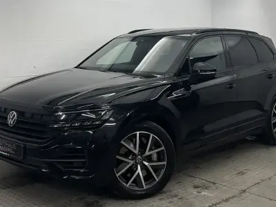 Second-hand VW Touareg R 462 CP (339 kW) 2020 Negru SUV