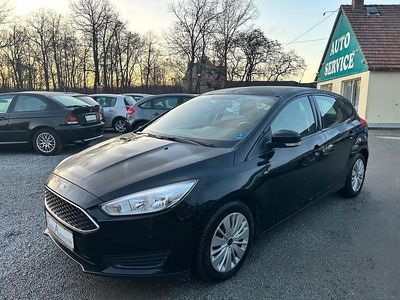 Schwarz Gebraucht 2015 Ford Focus Limousine | 7.950 € (Guter Preis)