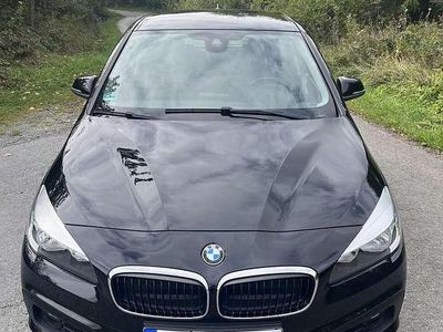 Gebraucht BMW 218 Advantage 150 PS (110 kW) 2011 Schwarz Van / Kleinbus