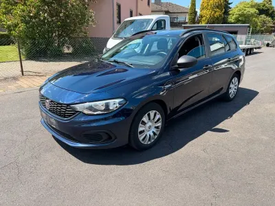 Gebraucht Fiat Tipo More 120 PS (88 kW) 2018 Blau Kombi