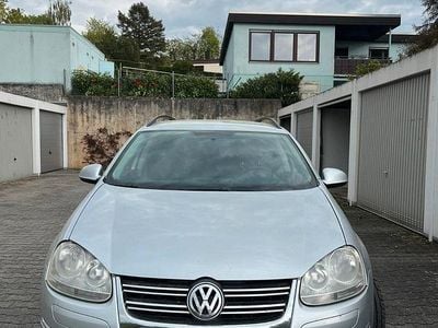 Usata VW Golf VI 105 CV (77 kW) 2009 Argento Utilitaria