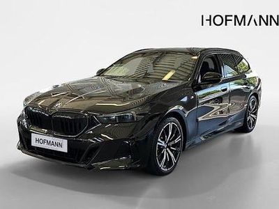 Schwarz Neu 2025 BMW 520 Comfort Edition Kombi | 64.945 € (Guter Preis)