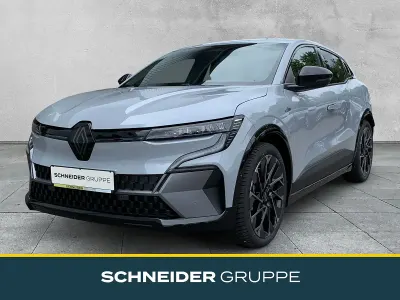 Usata Renault Megane E-Tech Komfort 161 kW (220 CV) 2025 Grigio Berlina