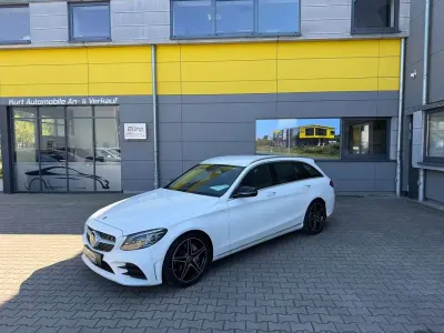 Gebraucht Mercedes C180 AMG 156 PS (114 kW) 2020 Polarweiss Kombi
