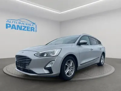 Gebraucht Ford Focus 120 PS (88 kW) 2019 Silber Limousine