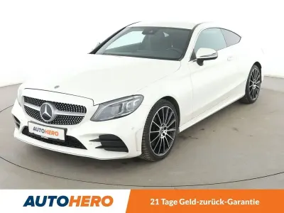 Gebraucht Mercedes C300 AMG line 258 PS (189 kW) 2019 Weiß