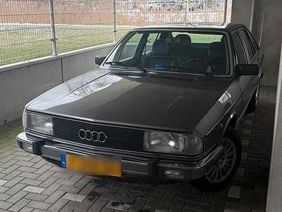 Gebraucht Audi 100 69 PS (50 kW) 1981 Grau Limousine