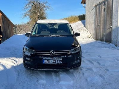 Schwarz Gebraucht 2020 VW Touran Highline Van / Kleinbus | 21.200 € (Superpreis)