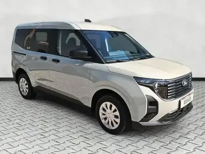 Neu Ford Tourneo Courier Trend 92 PS (67 kW) 2026 Andere Van / Kleinbus